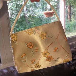 Silky floral handbag